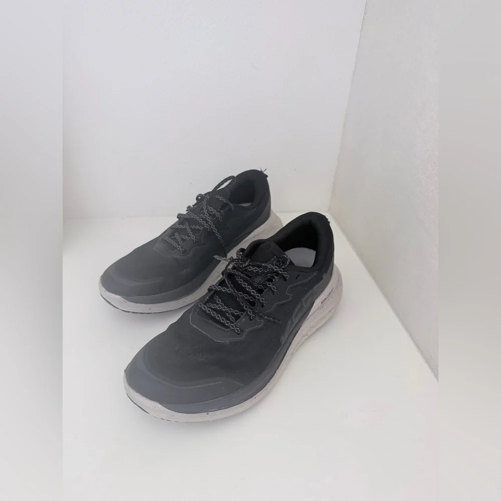 Keen sneakers